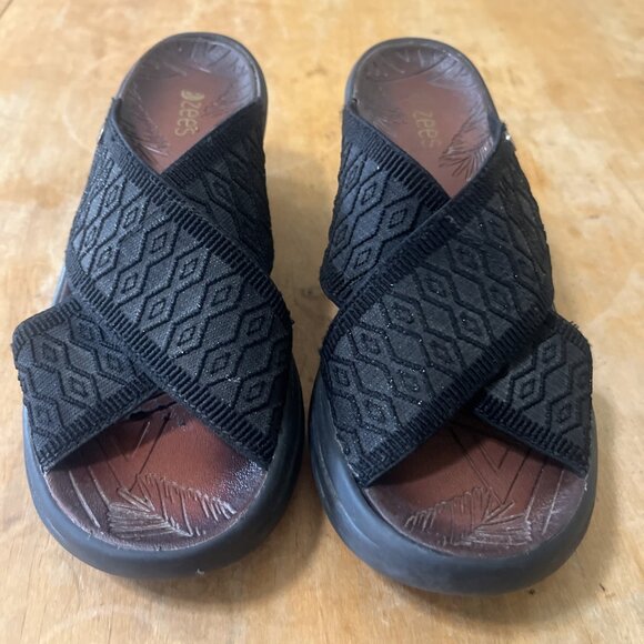 Bzees Desire Sandals Women's 9W Black Comfort Elastic Cross Strap Wedge Slide - Picture 2 of 13